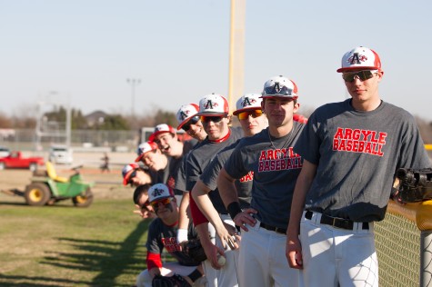 Baseball Turns up to Support the Lady Eagles