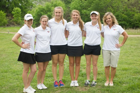 Girls Golf Qualifies for Region, King Wins Individual District Championship