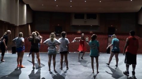 Theater Starts New Production “Grease”