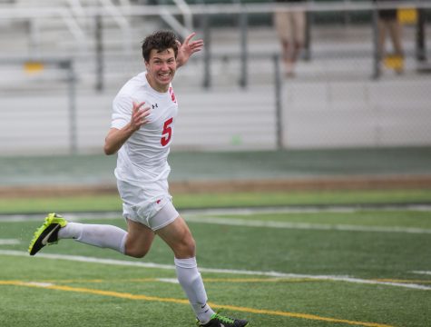Boys Soccer Working to Succeed in 2017