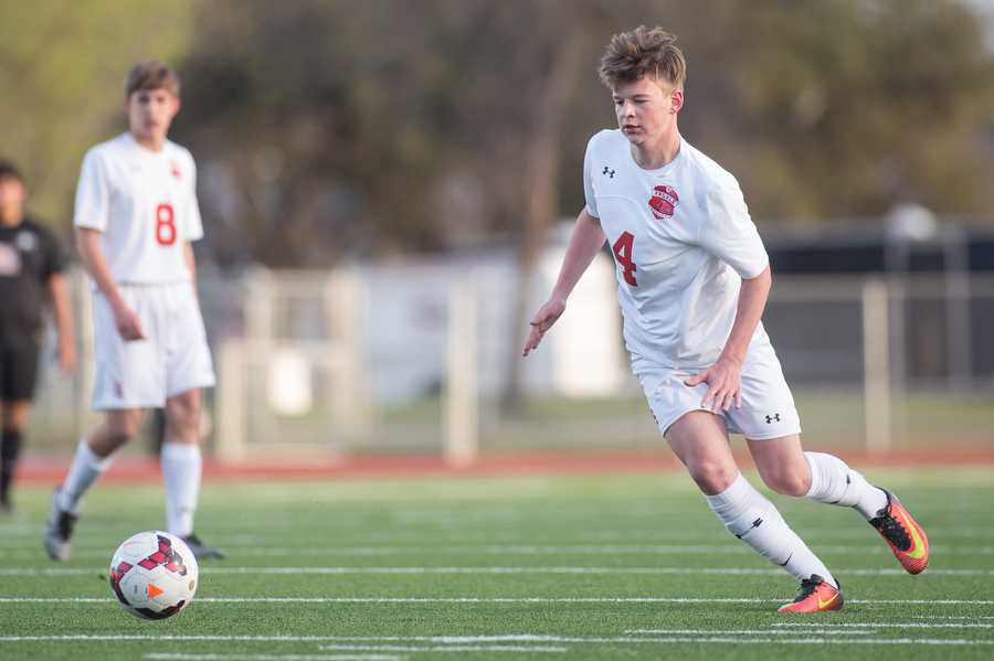 The Eagles take on Gainesville on Mar. 3, 2017 at Argyle High School in Argyle, Texas. (Christopher Piel/The Talon News)