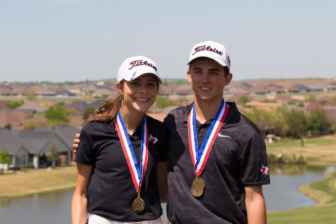 Boys and Girls Golf Teams Advance to Region