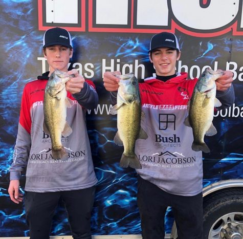 Juniors Ashton Burton and Holton Mudd advance to the state Bass Fishing tournament on June 28 (photo courtesy of Argyle Bass Fishing Team).