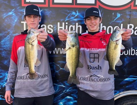 Juniors Ashton Burton and Holton Mudd advance to the state Bass Fishing tournament on June 28 (photo courtesy of Argyle Bass Fishing Team).