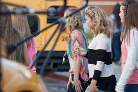 Students at AHS take part in a safety drill on bus evacuations during first period on Aug. 29.  Photo by Stacy Short