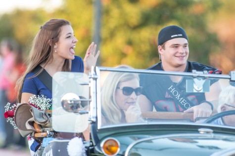 The Argyle community participates in the annual homecoming parade at Argyle High School in Argyle, Texas on Oct. 15, 2014. (Matt Garnett / The Talon News)