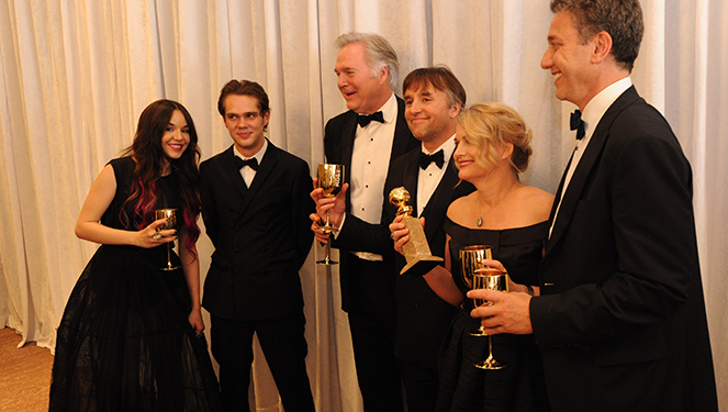 Richard+Linklater+and+the+cast+of+Boyhood+win+Best+Motion+Picture+Drama.+Photo+courtesy+of+The+Hollywood+Foreign+Press+Association