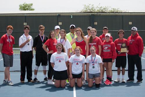Tennis team poses after district competition in April, 2014. (Josh Block / The Talon News)