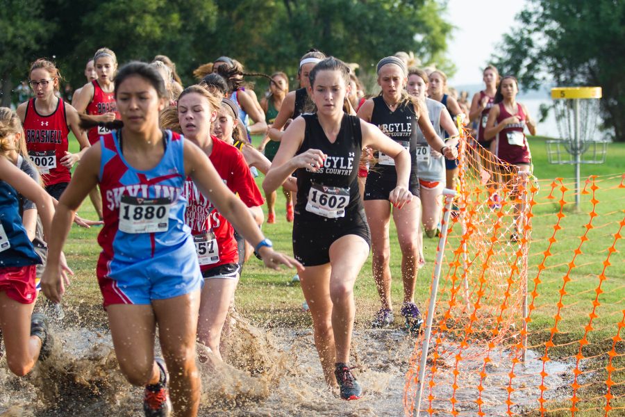 Boys and Girls Cross Country Looks Strong Heading into District