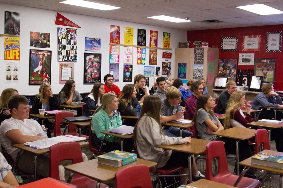 Tenth through twelfth graders watch a video in Jeanna Suttons fifth period student leadership class on Jan. 11, 2017 at Argyle High School in Argyle, Texas. (Elli Marusa / The Talon News)