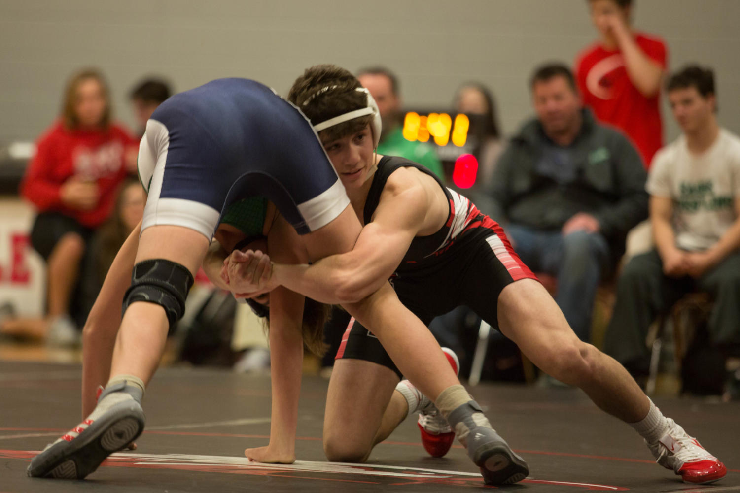 Eagles wrestle at Wrestling Quad Duals at AHS in Argyle, Texas. (Gigi Robertson / The Talon News)