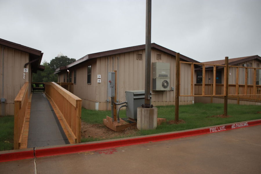 Portables on the elementary school campus serve as a temporary solution for overcrowding. 