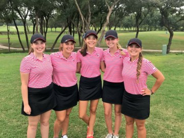 2018-2019 Lady Eagles Varsity Golf Team. 