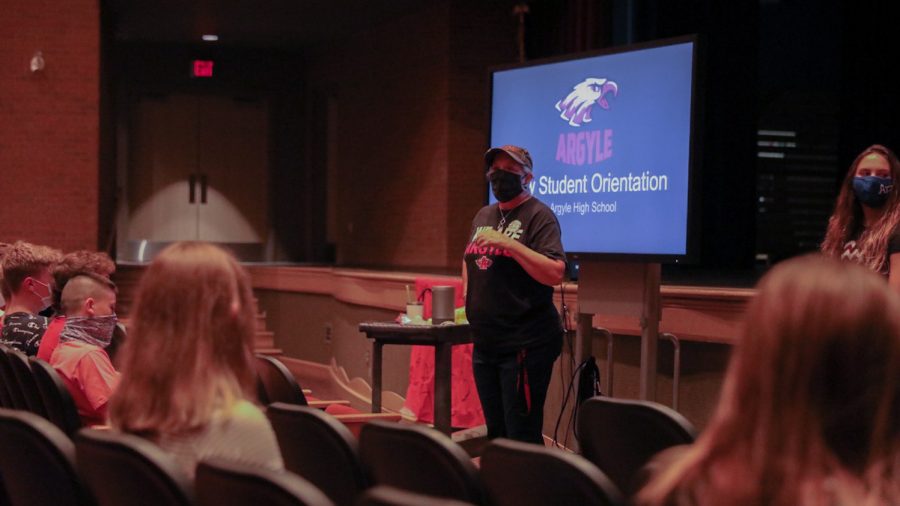 AHS Teacher Jeanna Sutton speaks to students and parents at the new student orientation on Aug. 15 at Argyle High School (Katie Ray / The Talon News). 