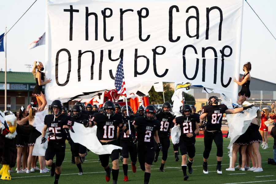 The Eagles start their season off with a win against Decatur in Argyle, Texas on Aug. 28, 2020. (Nicholas West / The Talon News)