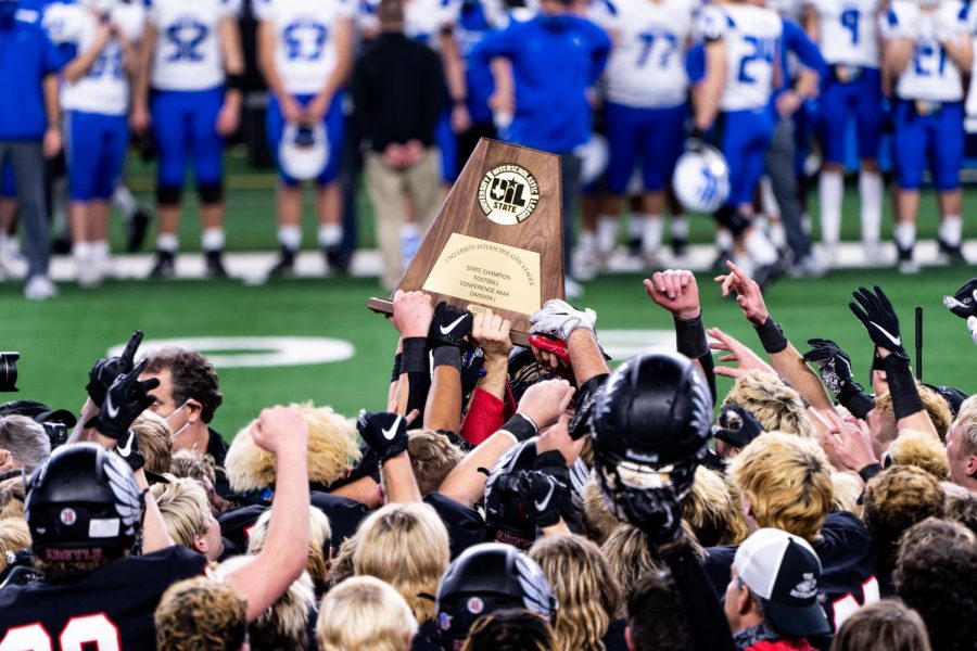 The Eagles celebrate after winning the State Championship title on Dec. 18, at AT&T Stadium in Arlington, Texas. (Nicholas West / The Talon News)