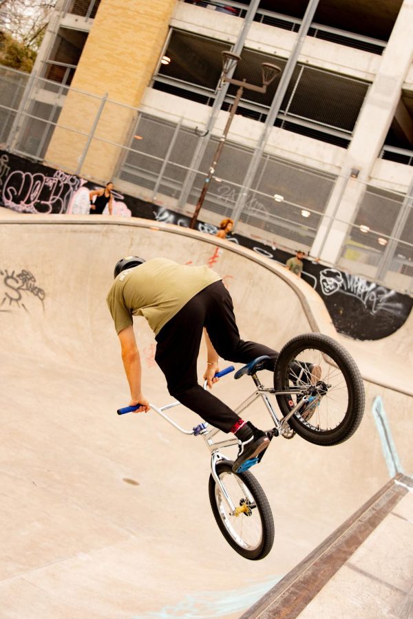 Jerry Hill hops into the bowl at House Park, Austin, Texas, on Mar. 3, 2021.