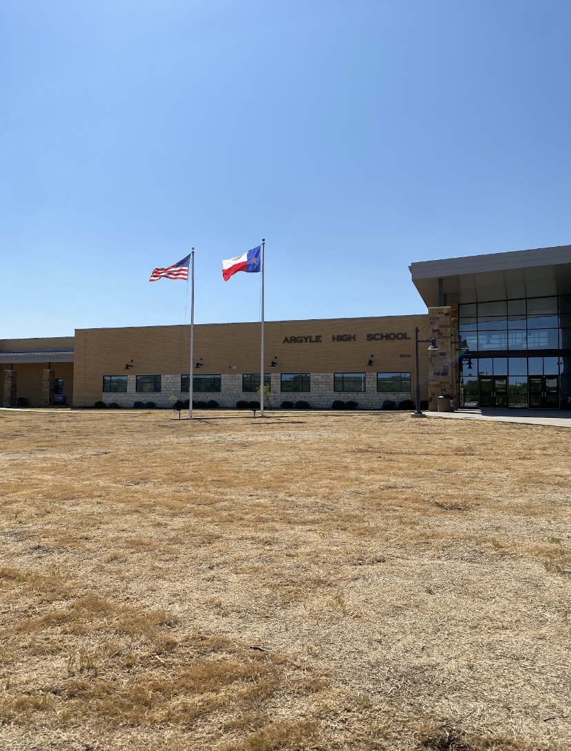 A dried lawn fills the entrance to Argyle High School during the heatwave of 2023. Taken Aug. 19, 2023.
