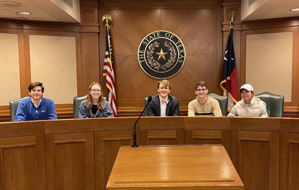 From left to right, Jack Dillion, Addison High, Caleb Leonard, Grant Parris, and Liyah Cha inside the Texas State Capitol. Courtesy Jessica Reynolds.